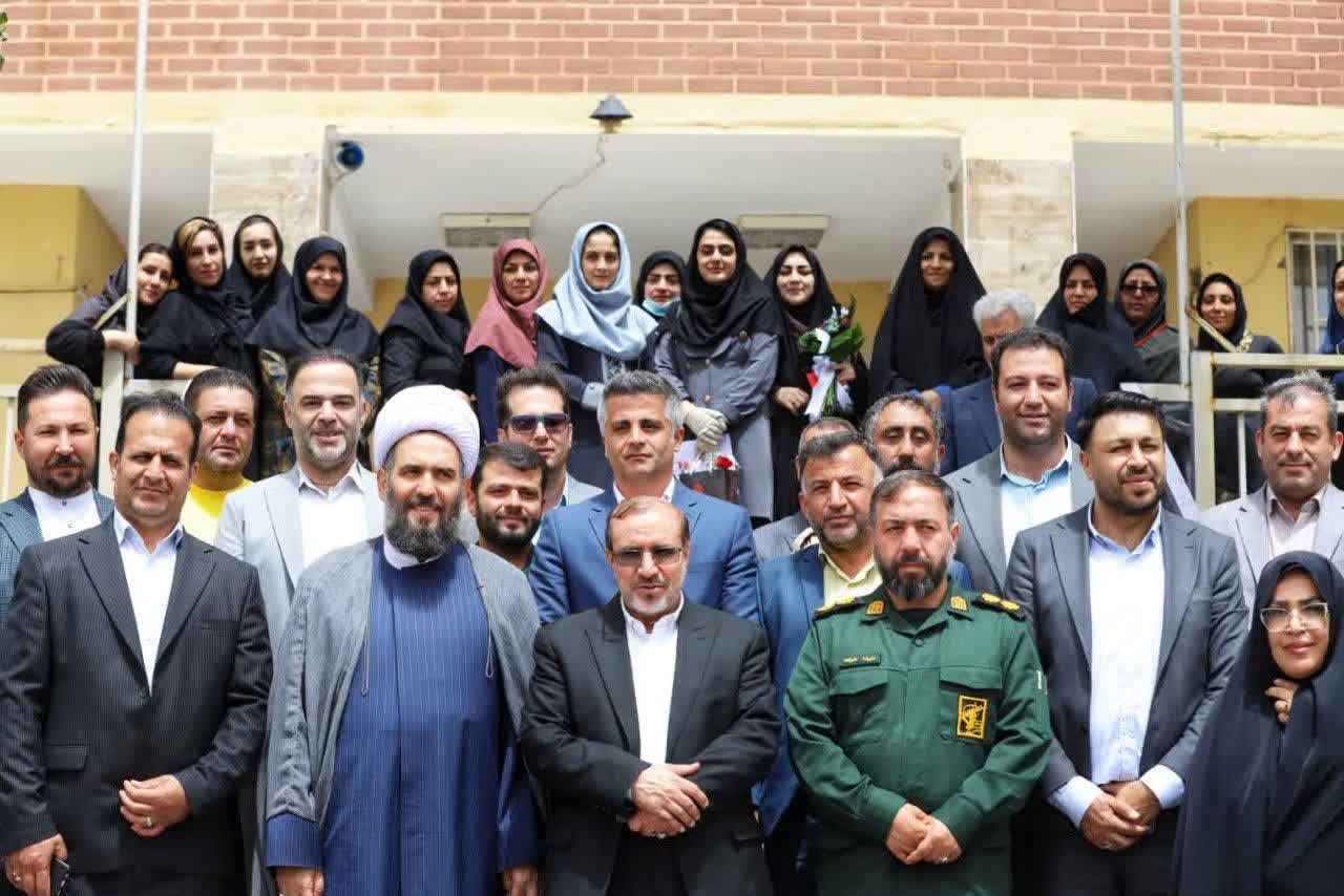 دیدار و تبریک روز معلم توسط امام جمعه و مسئولان شهر مهستان
