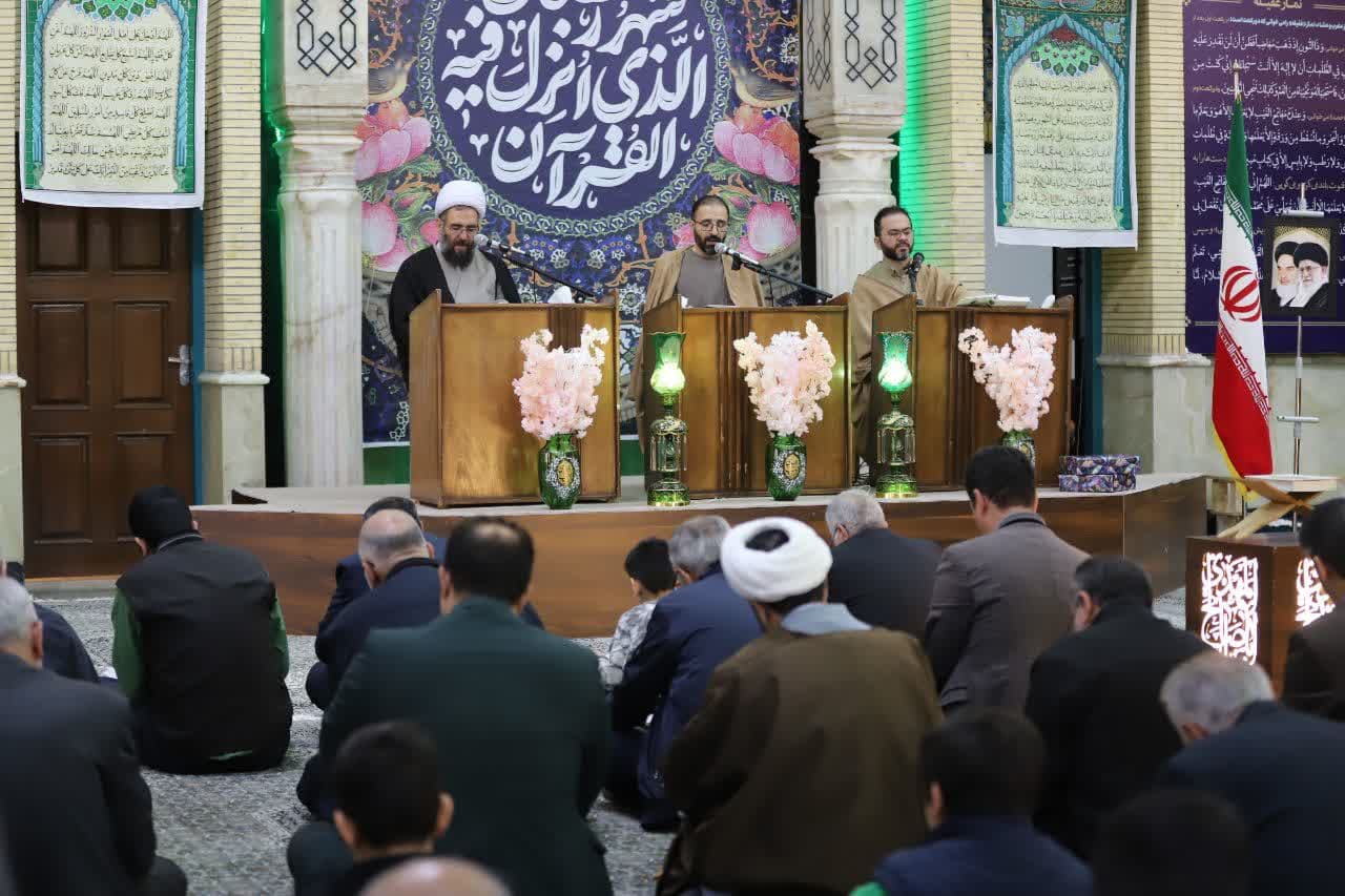 برگزاری مراسم جزخوانی قرآن کریم با حضور قاریان ممتاز در مسجد جامع مهستان