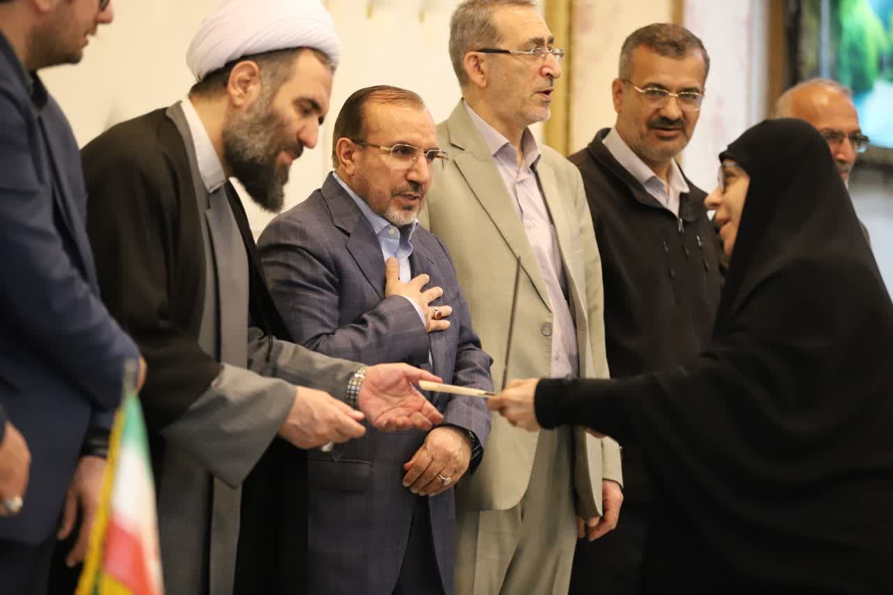 برگزاری مراسم تجلیل از خانواده شهدا و ایثارگران مهستان به مناسبت روز بزرگداشت شهدا