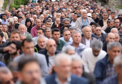 نماز باشکوه عید سعید فطر ۱۴۰۴ شهر مهستان