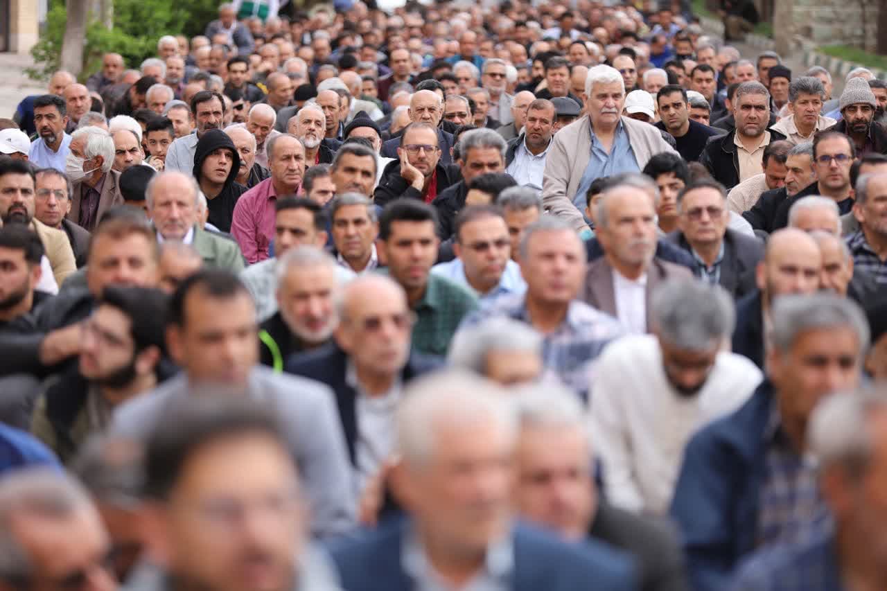 نماز باشکوه عید سعید فطر ۱۴۰۴ شهر مهستان